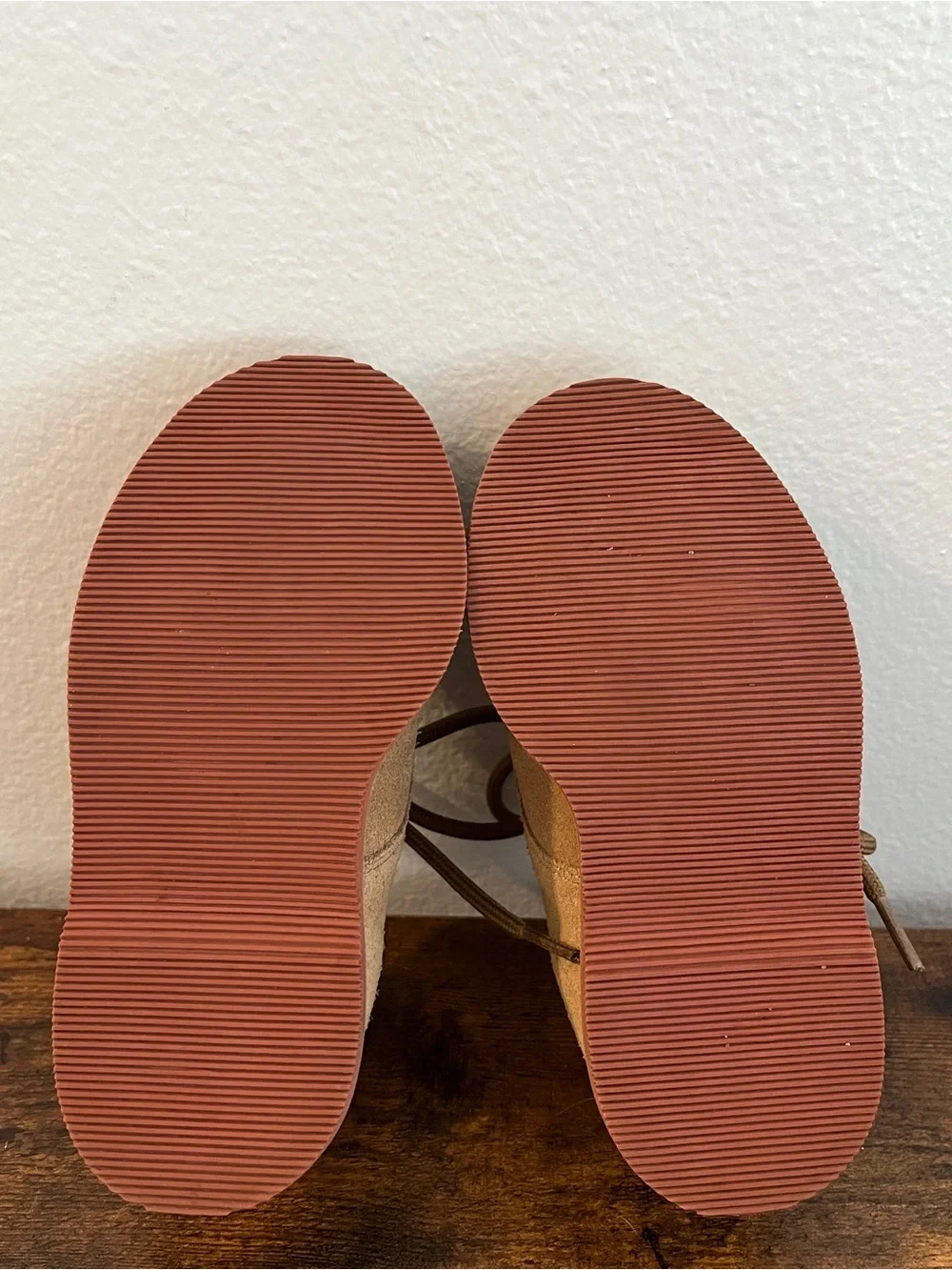 Stride Rite suede chukka